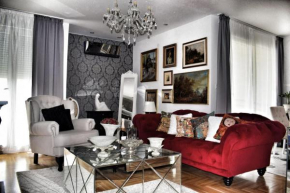 Art gallery luxury apartment